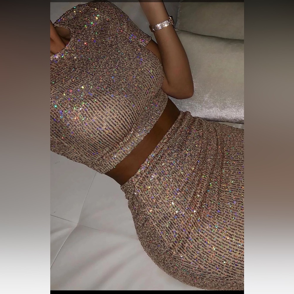 Fashion Nova Born to sparkle skirt set - new with tag - size S